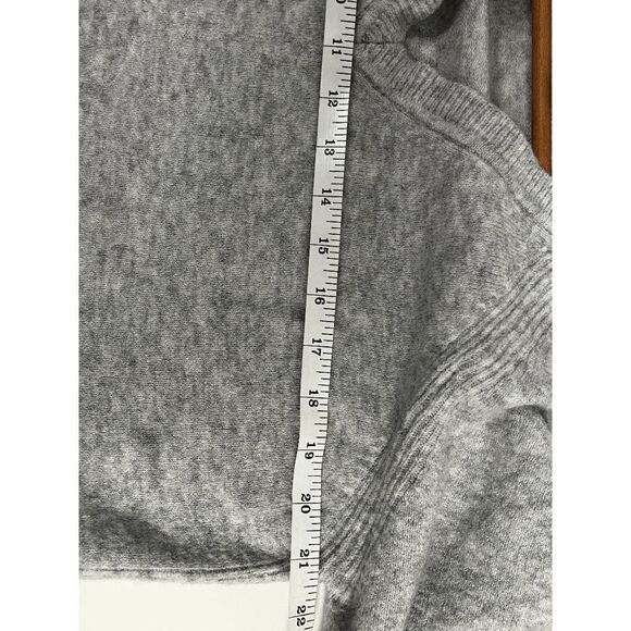 J Crew Gray V-Neck Knitted Hi Lo Sweater Size Medium - Picture 7 of 7